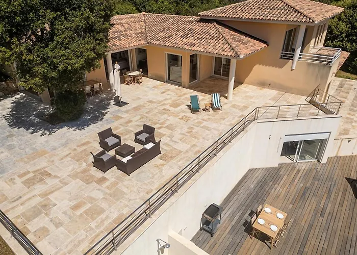 Vila Family With Pool And Sublime Sea View