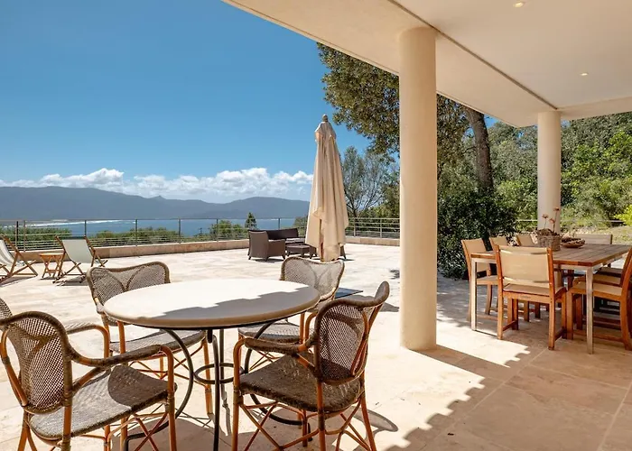 Vila Family With Pool And Sublime Sea View *