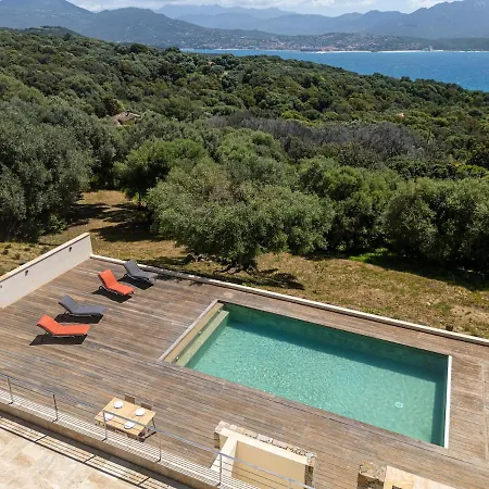 Family With Pool And Sublime Sea View Villa