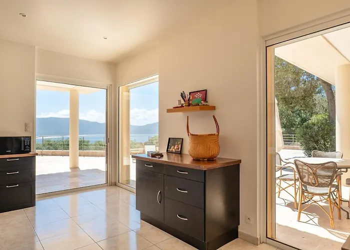 Family With Pool And Sublime Sea View